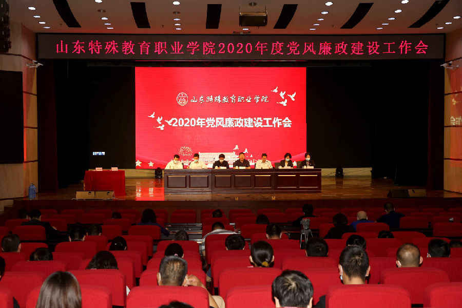 CV4A3115111.jpg